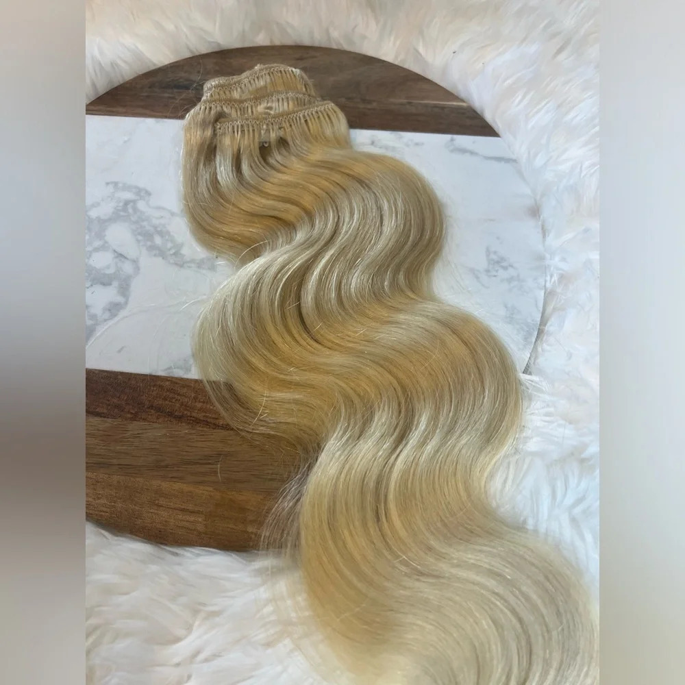 22 Inch 100% Human hair In  Light Blonde Clip in extensions #613  | Body… - Picture 5 of 9